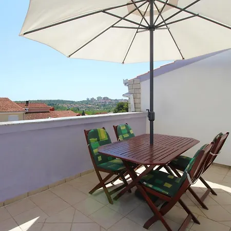 Apartament Pejić *
